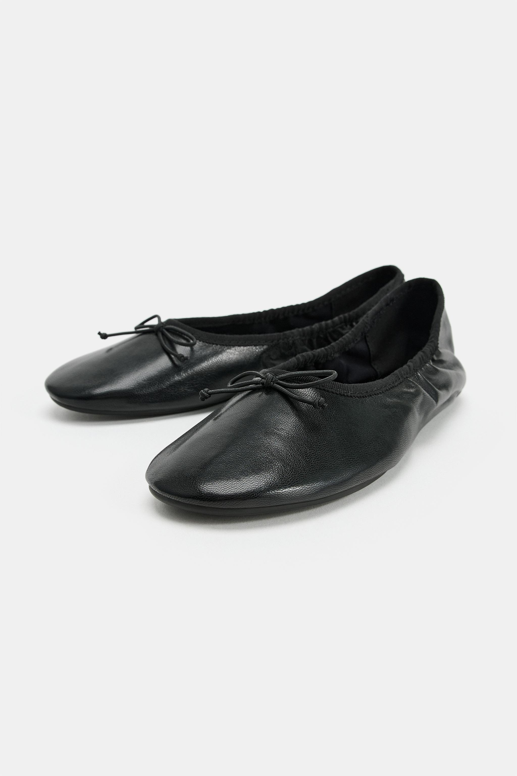 RUFFLED LEATHER BALLET FLATS
